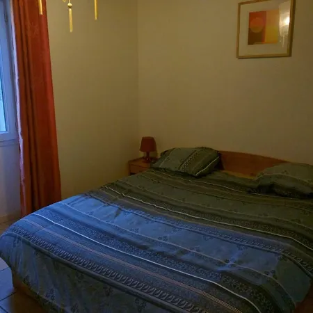 Holiday home Gite De Lafargue Cazes-Mondenard
